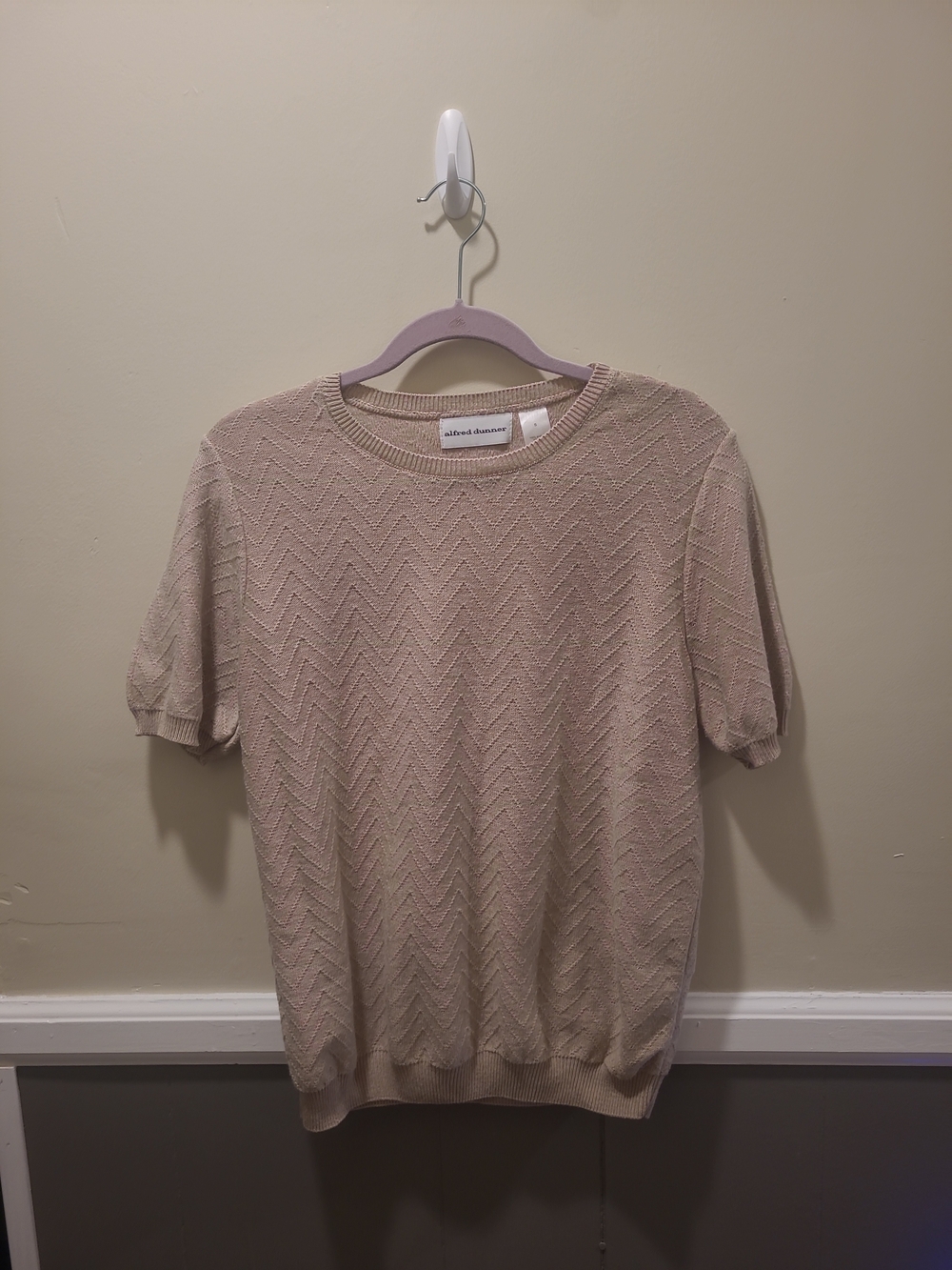 Alfred Dunner Women's Light weight Sweater Top Small Tan Textured Short Sleeve
